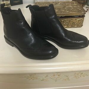 Black leather booties made in italy 🇮🇹 worn 2 times size 36